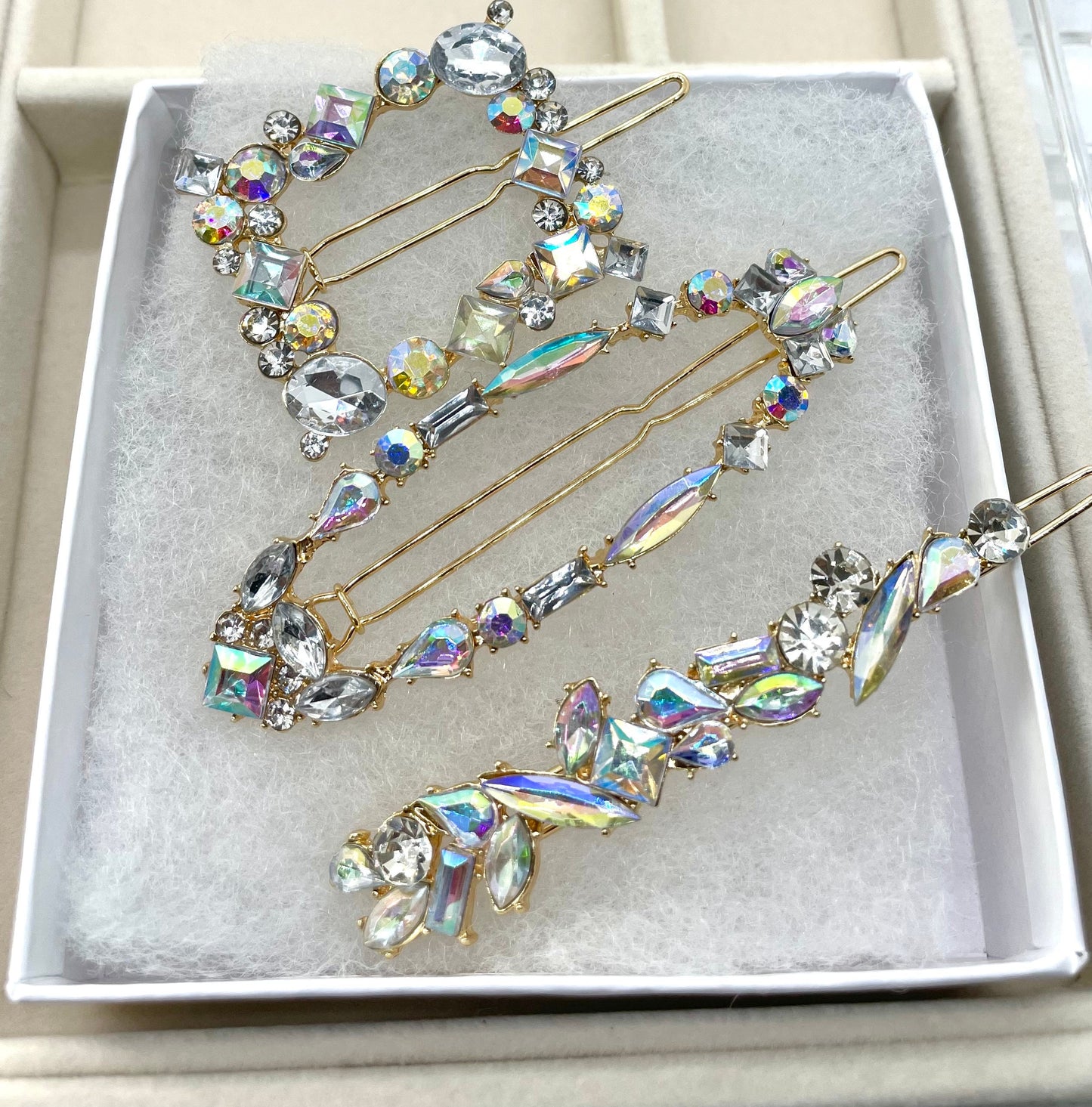 Set of 3 Multicolor hair pins