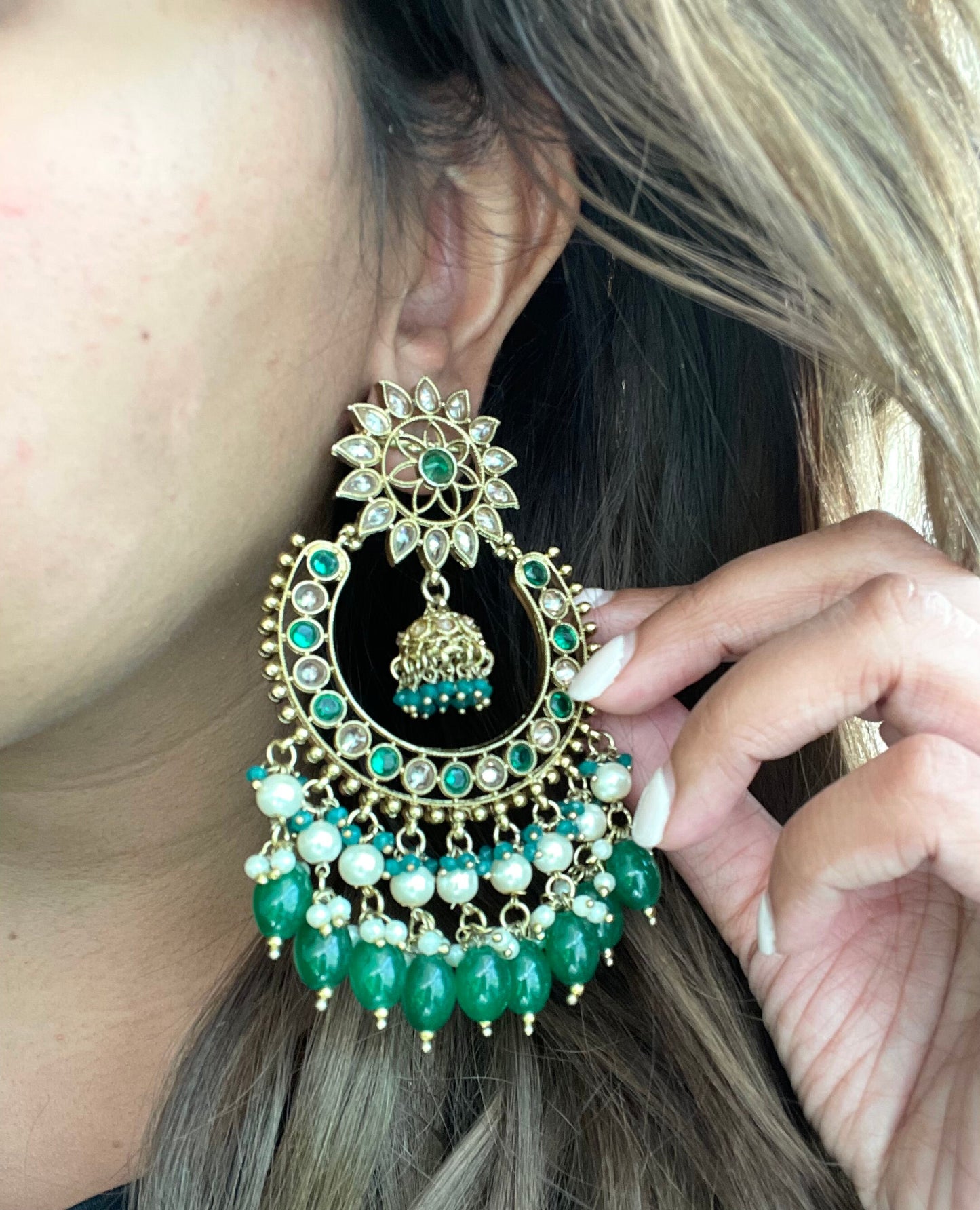 Green emerald Tikka and Jhumkas Set