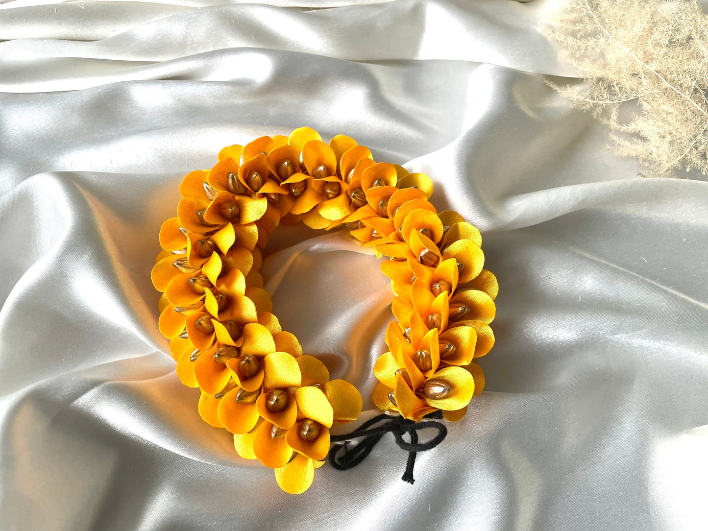 Yellow Gold Gajra Artificial