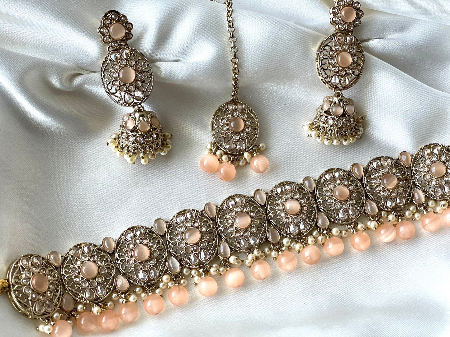 Peach Choker Necklace