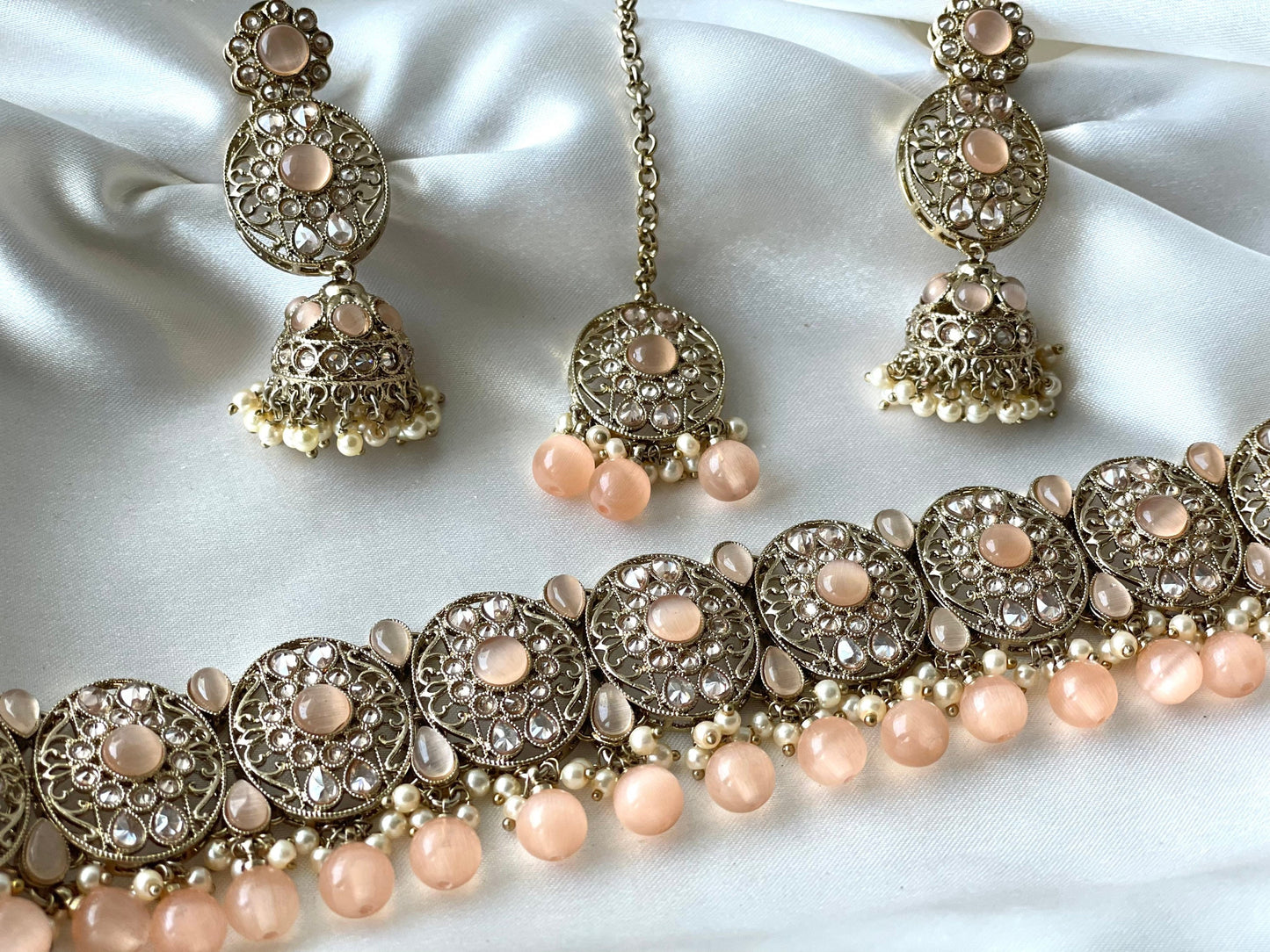Peach Choker Necklace