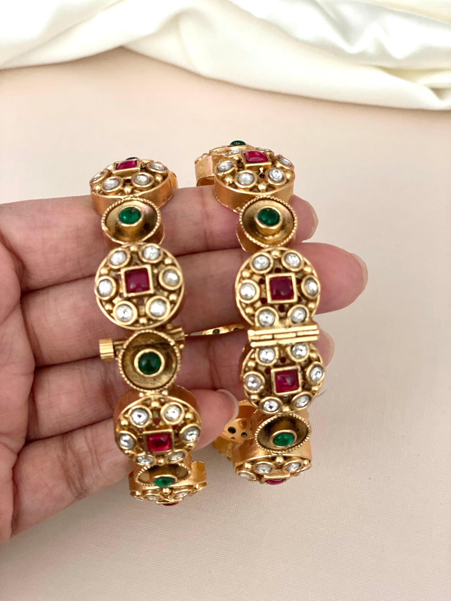 Statement gold kangans