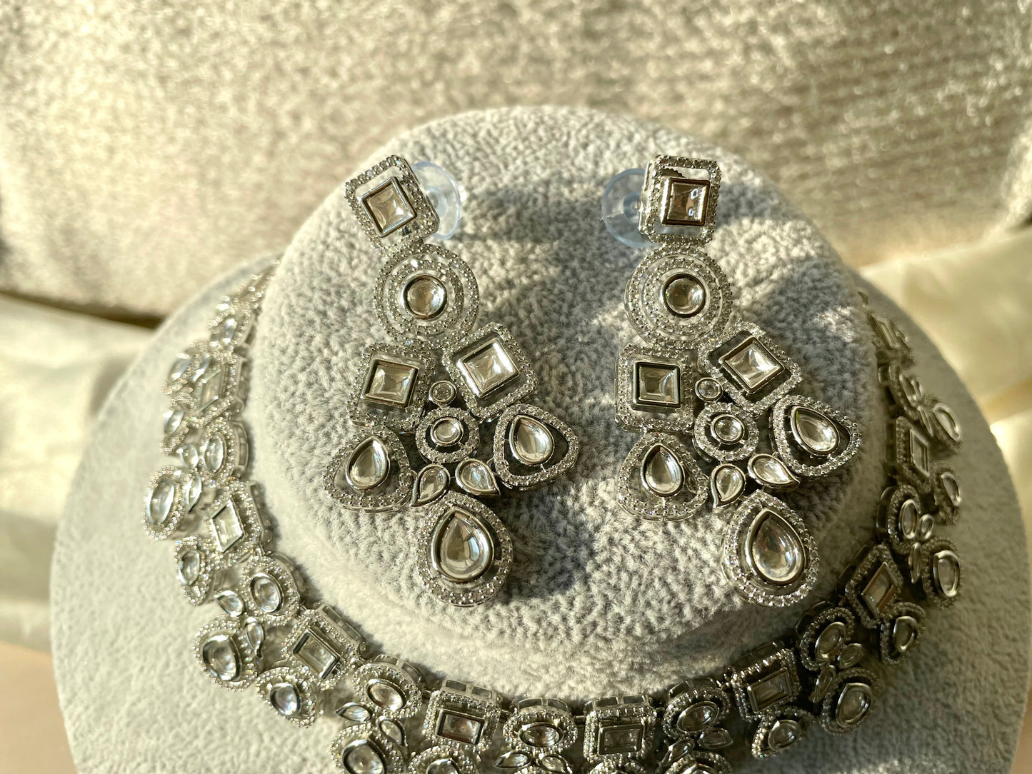 Silver Kundan Necklace Set