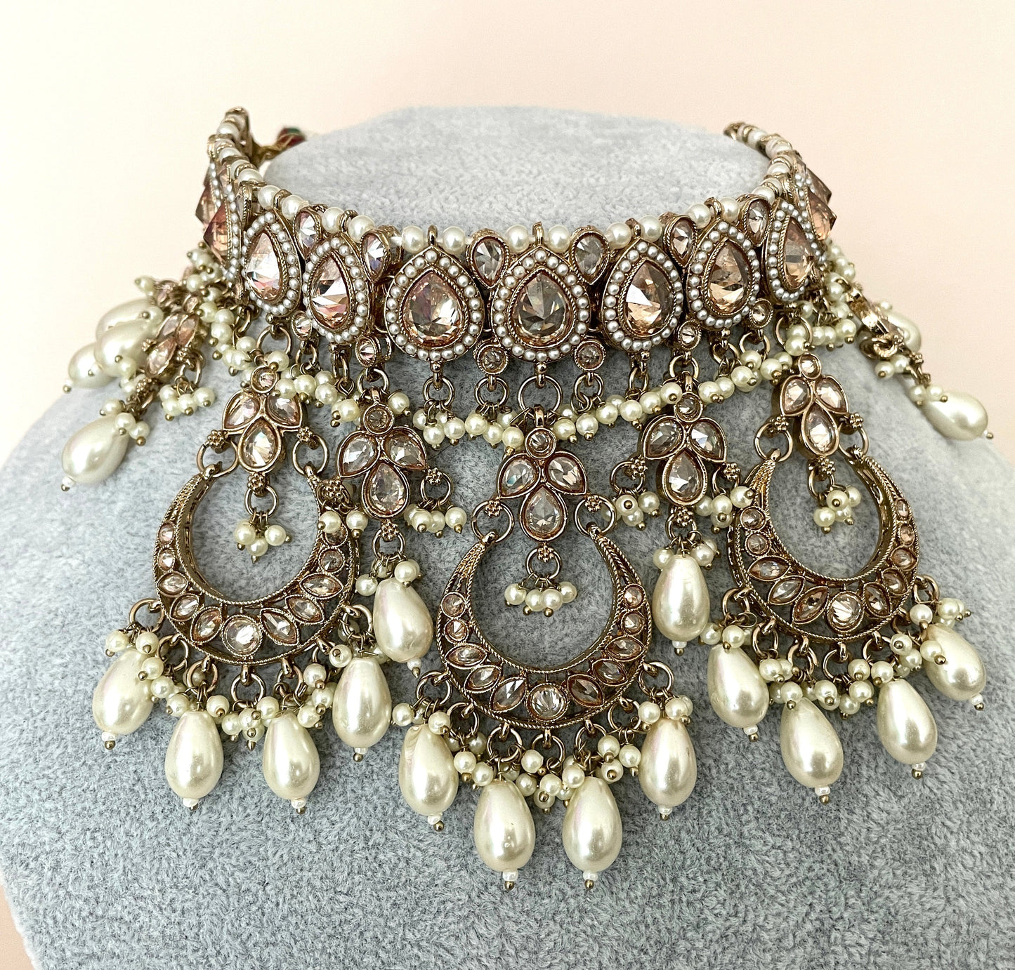 Gold polki statement set