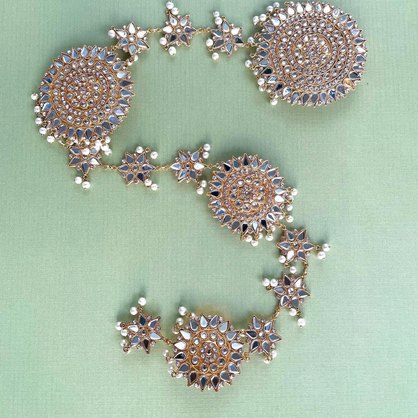 Gold Parandi Jewelry