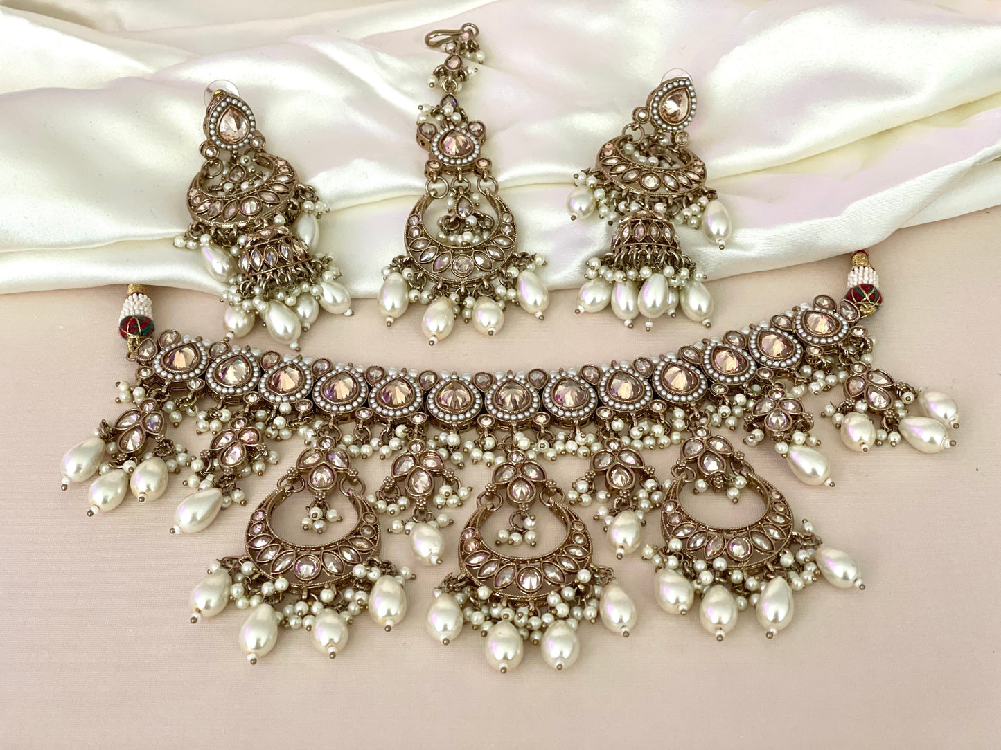 Gold polki statement set