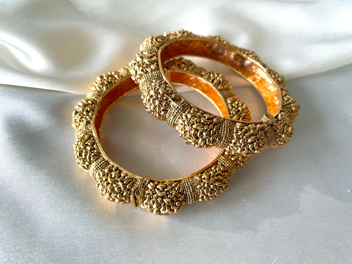 Shimmering Gold Kada
