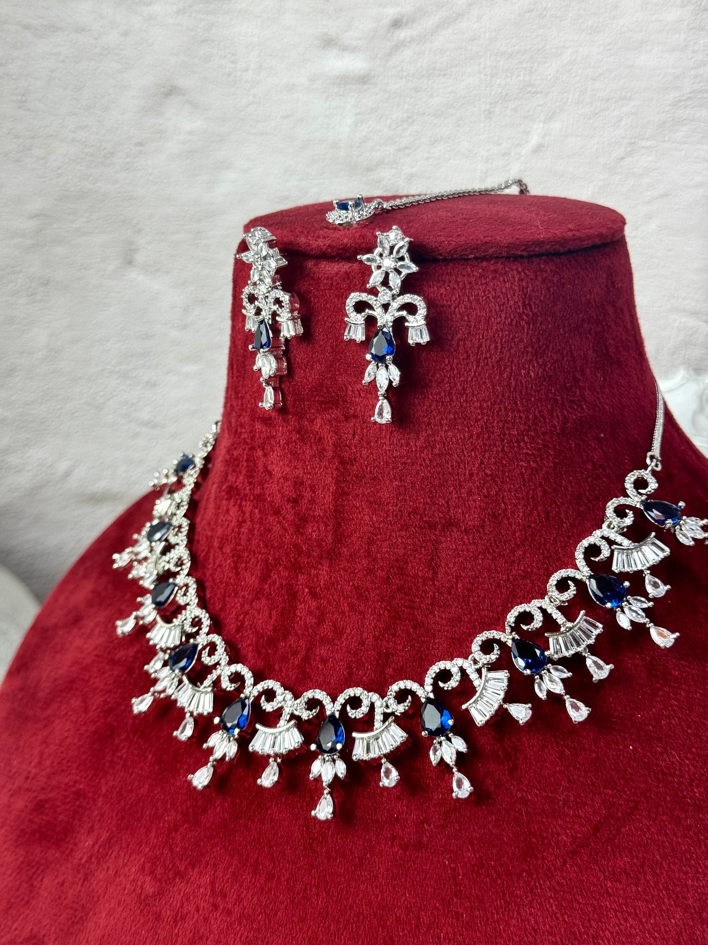 Navy Blue Silver Choker Glaze 1013