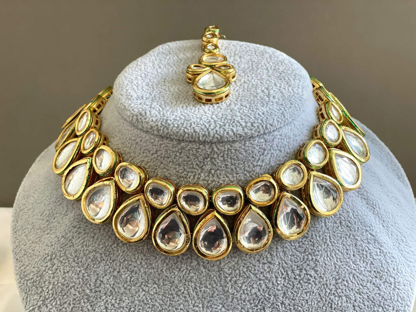 Regal Gold Kundan Choker Necklace
