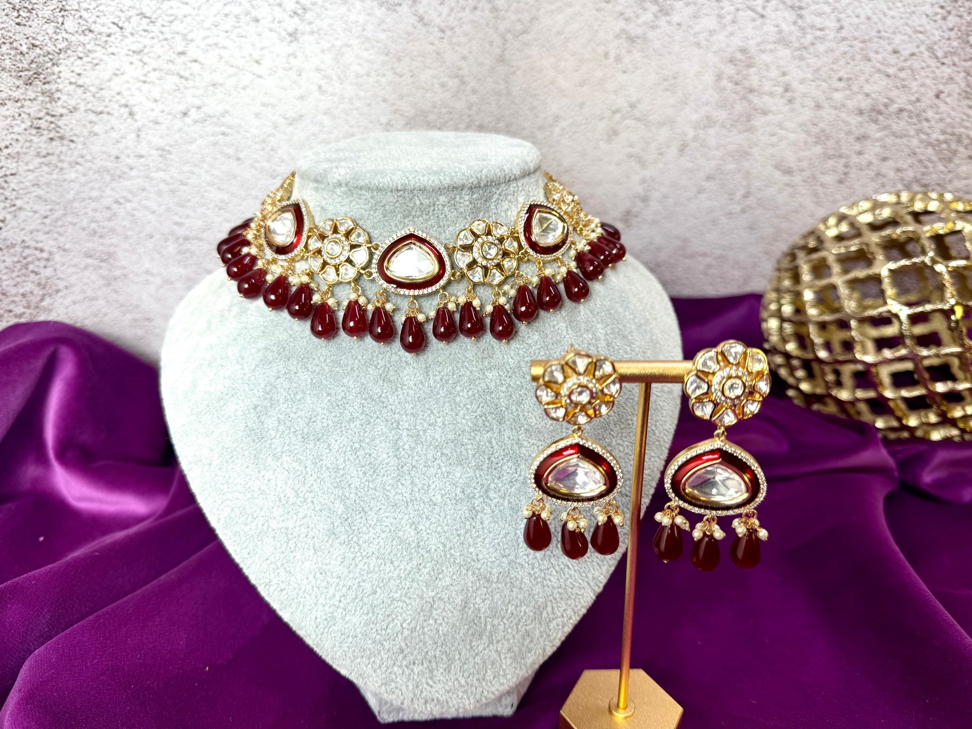 Gold plated maroon set