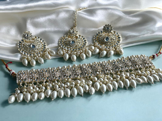 Ruhi Gold Kundan Set