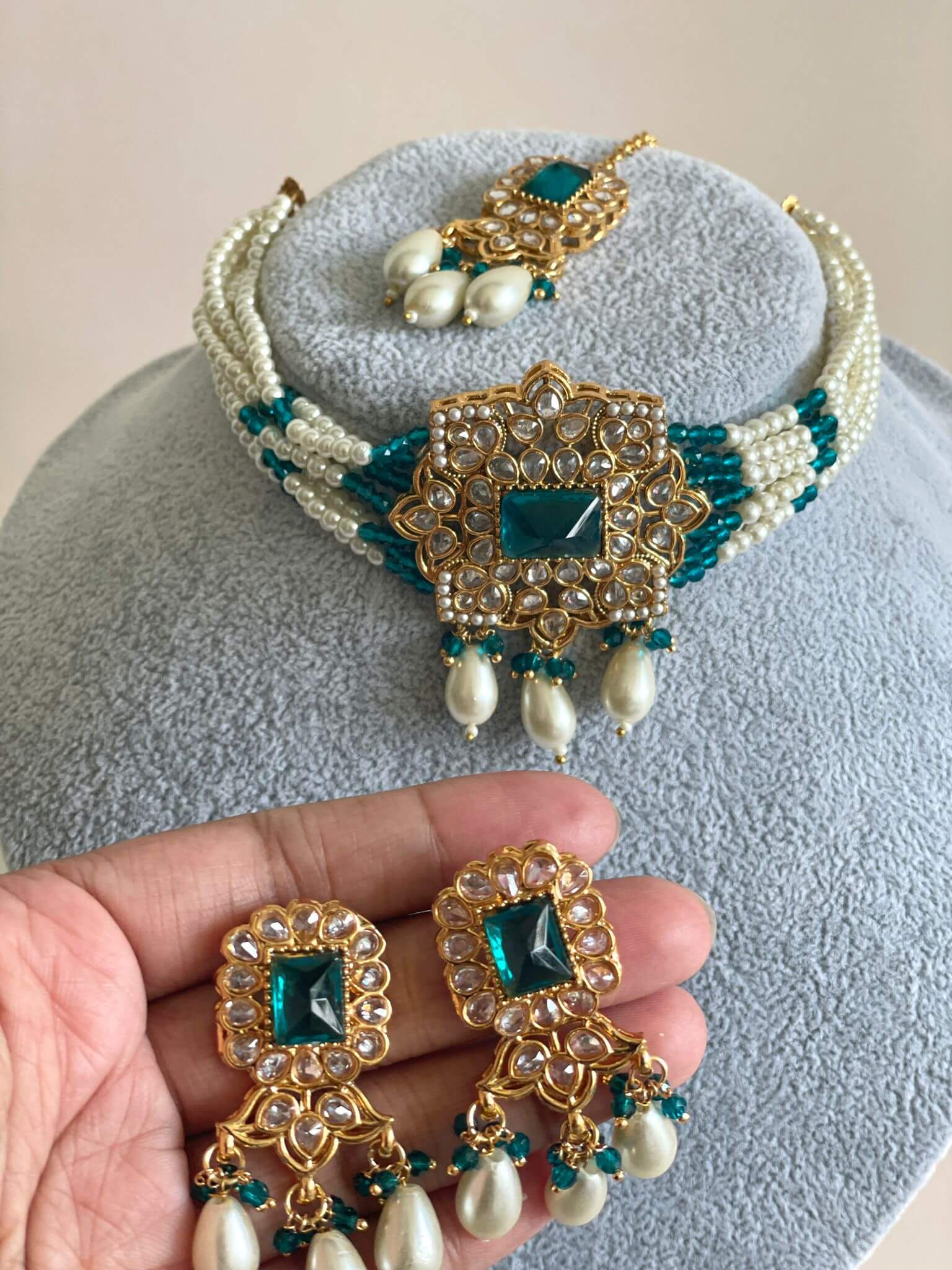 Teal and Gold Kundan Choker with beautiful earrings