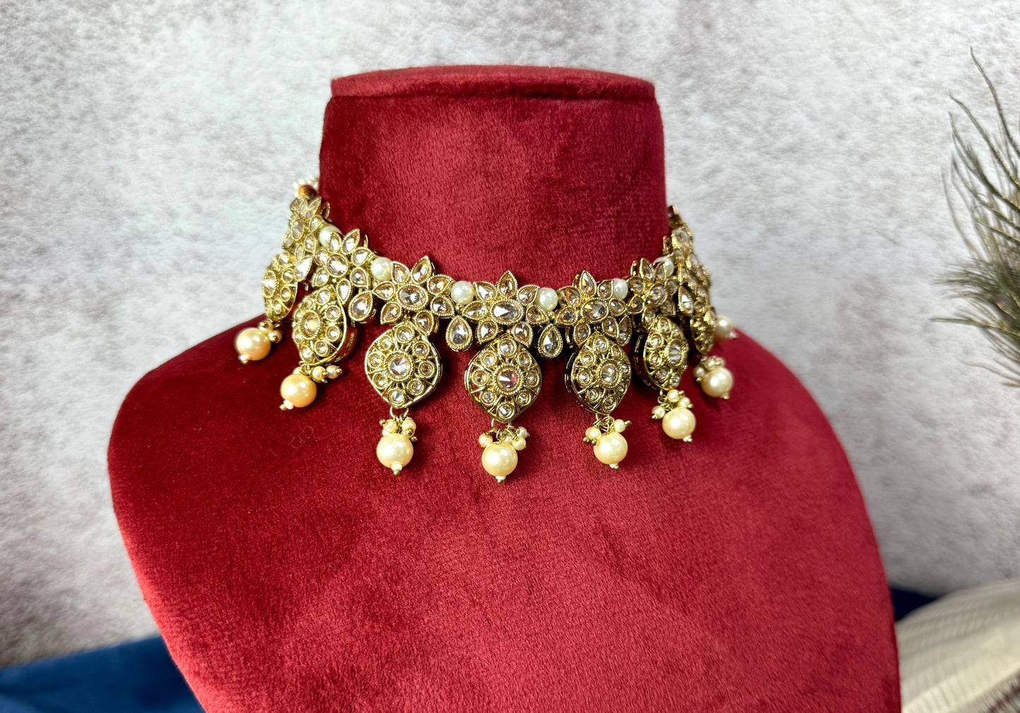 Gold Reverse Ad Choker - Majesty 1011