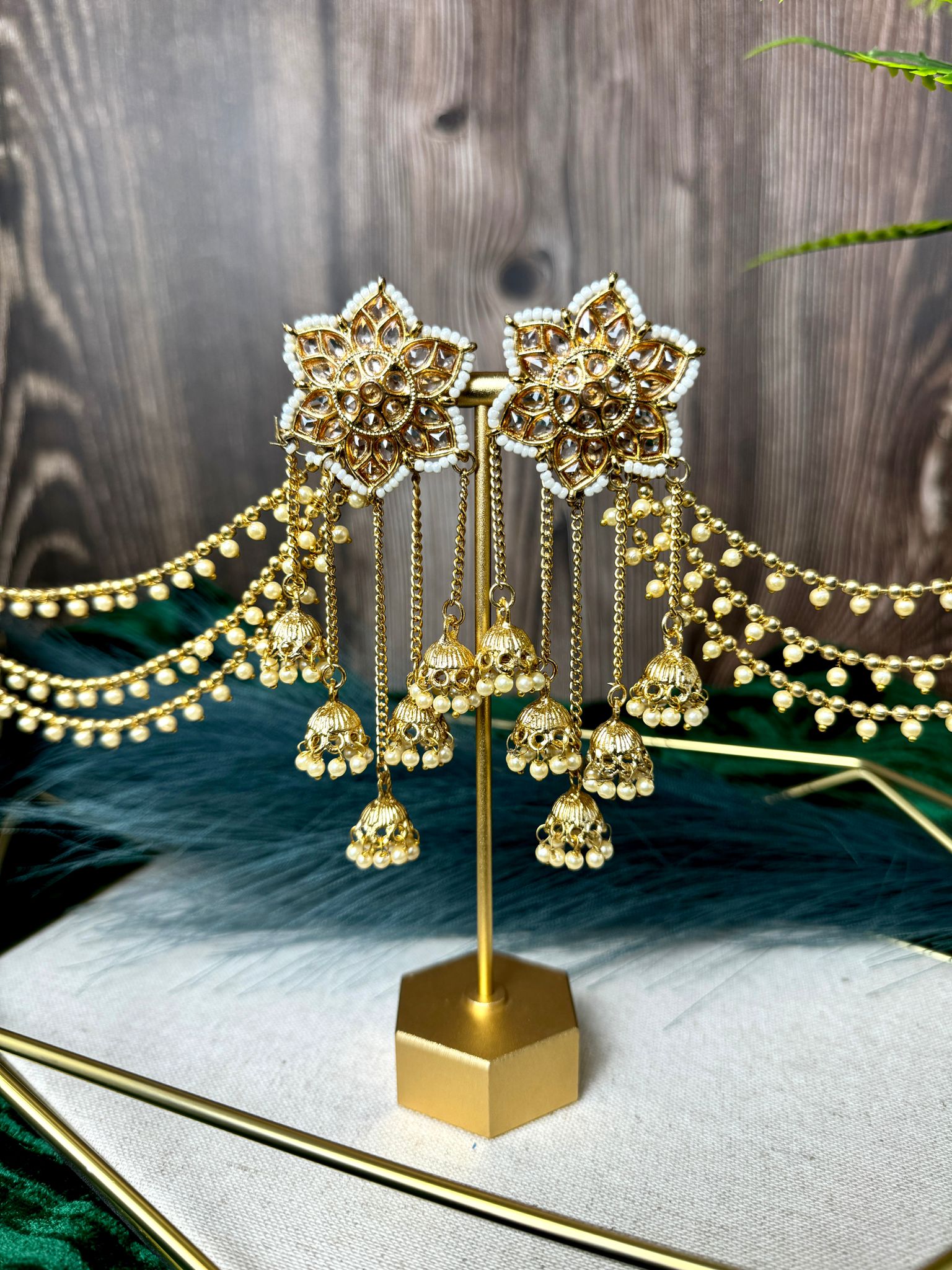 Elegant handcrafted gold earrings