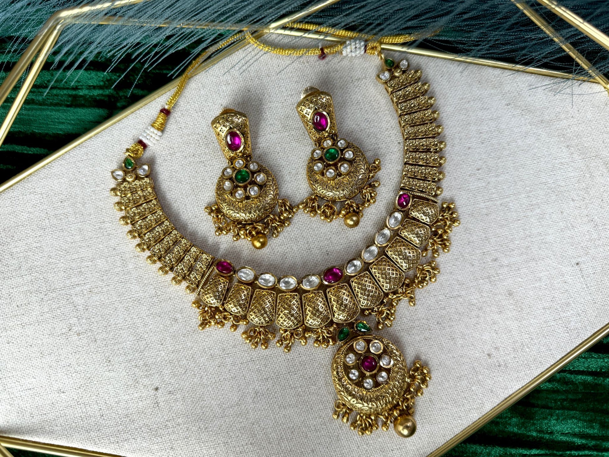Exquisite magenta green gold plated set