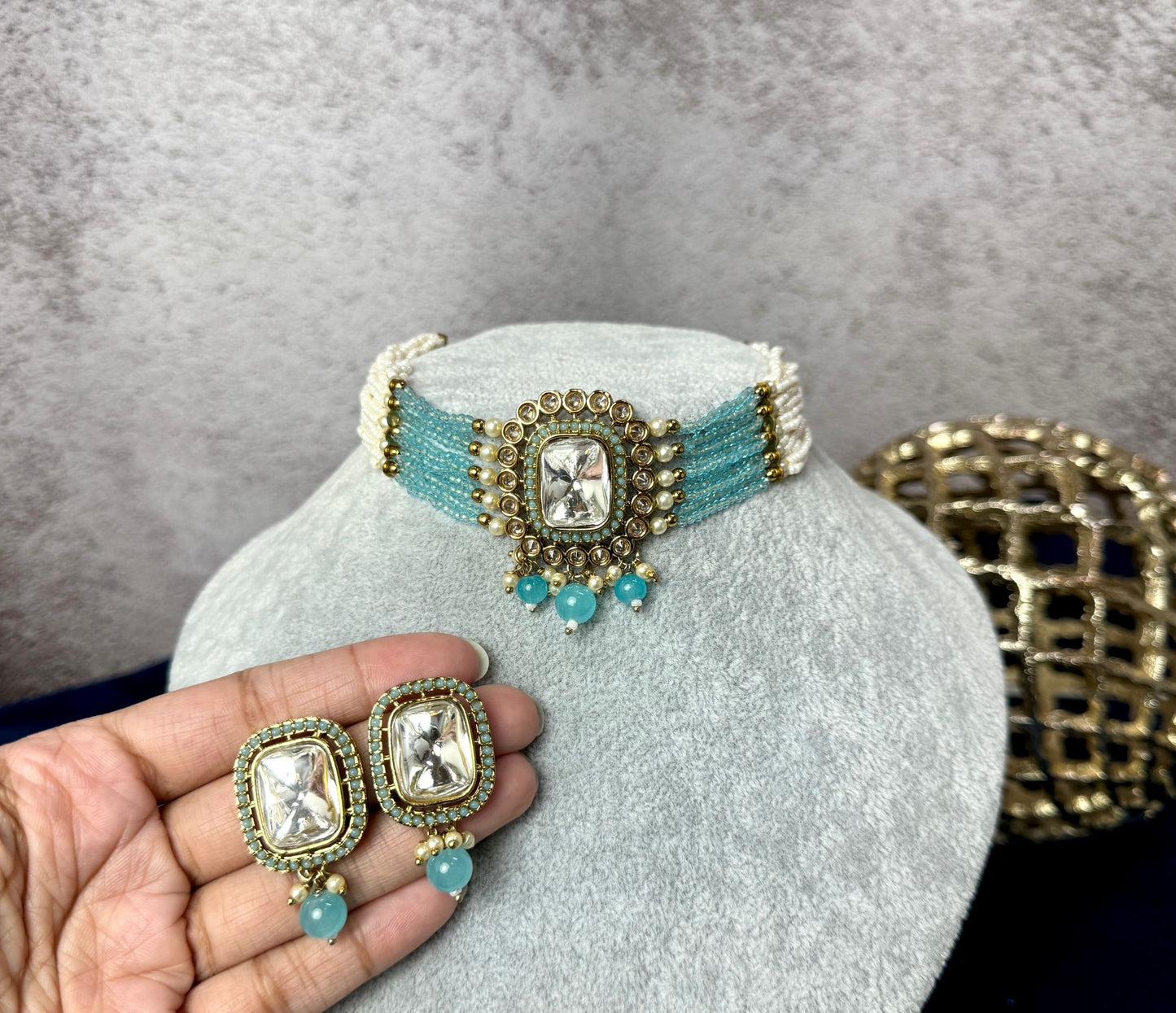 Handcrafted light blue polki choker with earrings
