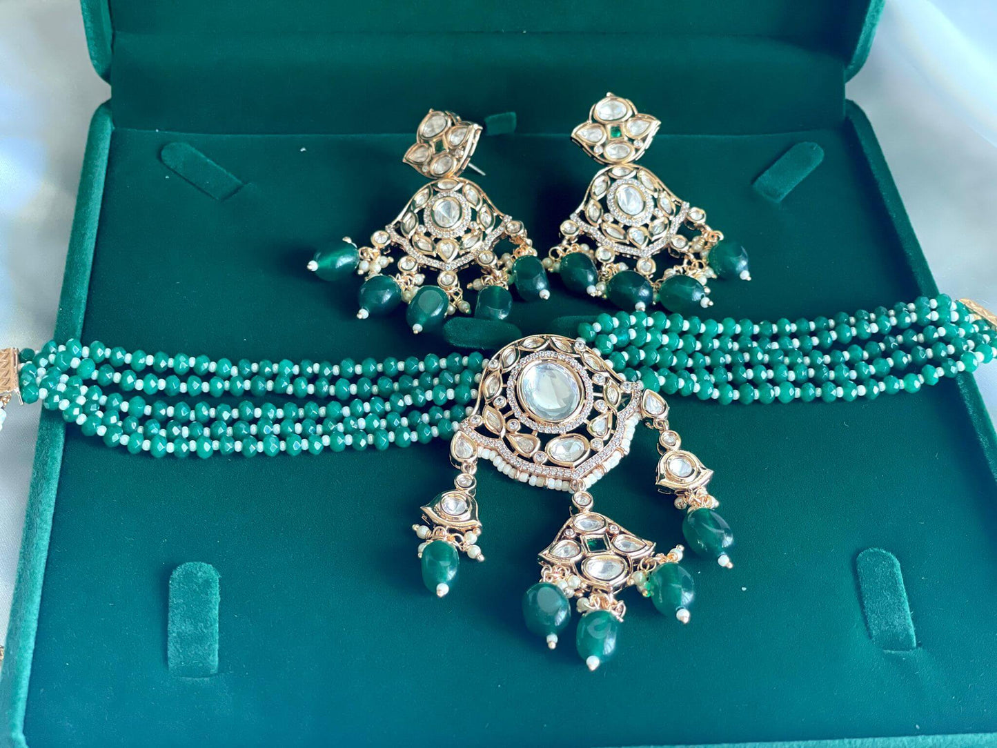 Emerald Green Kiara Necklace and Earring Ensemble