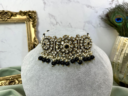 Black Pearl Choker- Grace 1004