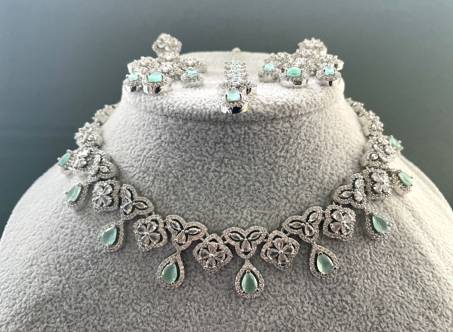 Beautiful necklace with matching earrings