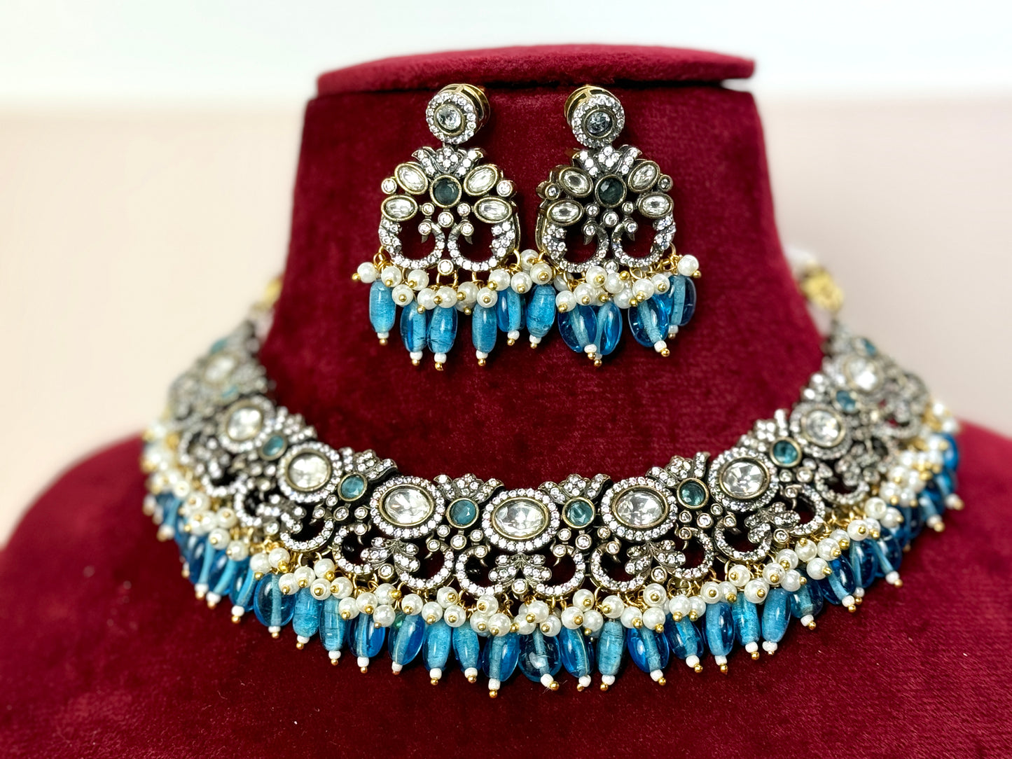 Blue Kundan Choker- Radiance