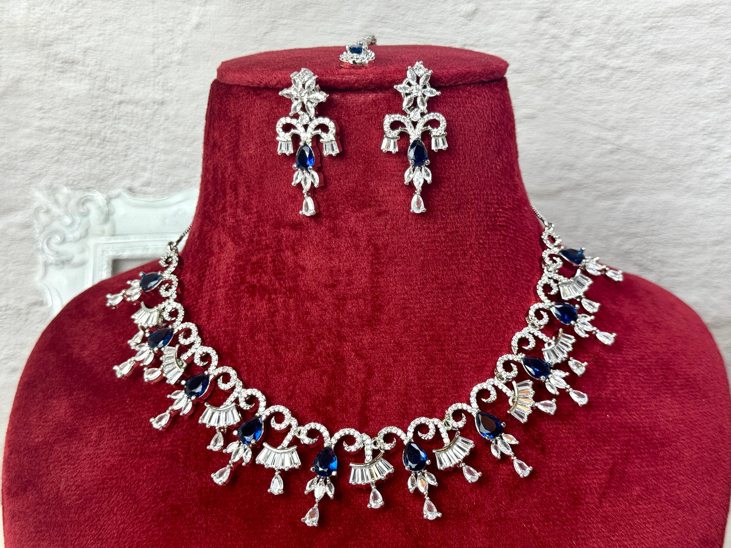 Navy Blue Silver Choker Glaze 1013