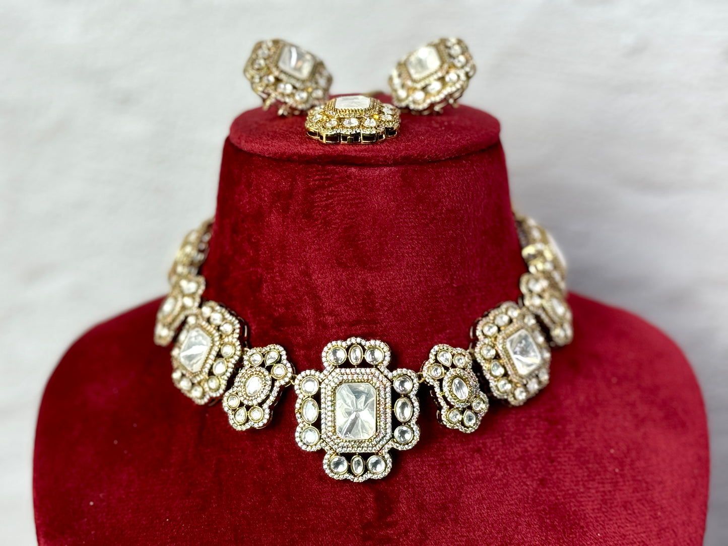 Gold Moissanite Choker - Radiance 1001