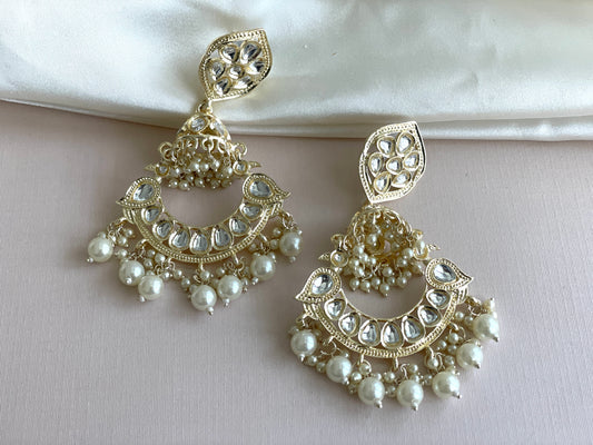 Elegant Kundan Earring