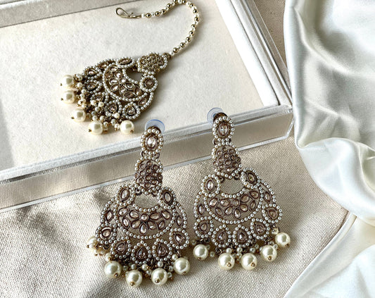 Traditional Indian Polki Tikka and Jhumkas Accessories