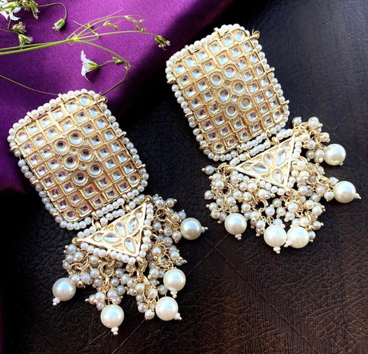 Elegant Gold Jhumkaa