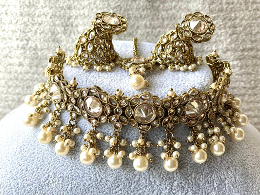 Gold Polki Hanging Choker