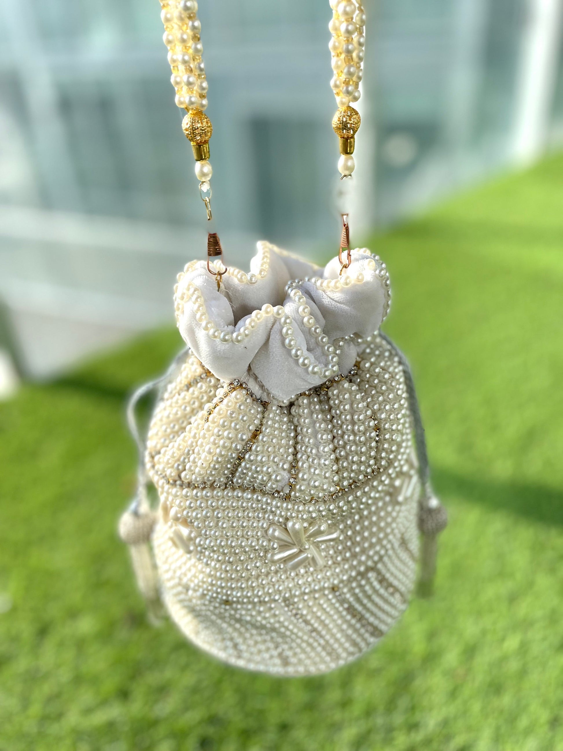 Silver Potli Bag, Potli bags for gifting, potli bags online – modarta