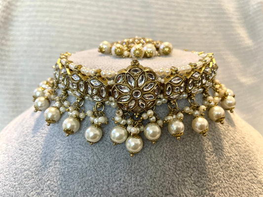 Pearl Kundan Choker  Set
