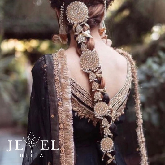 Gold Parandi Jewelry