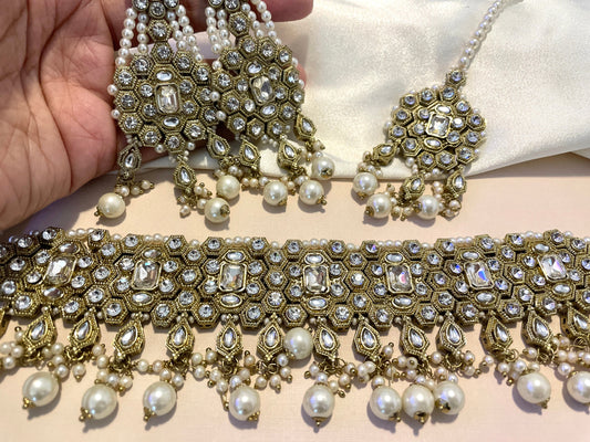 Rhinestone and Pearl Set