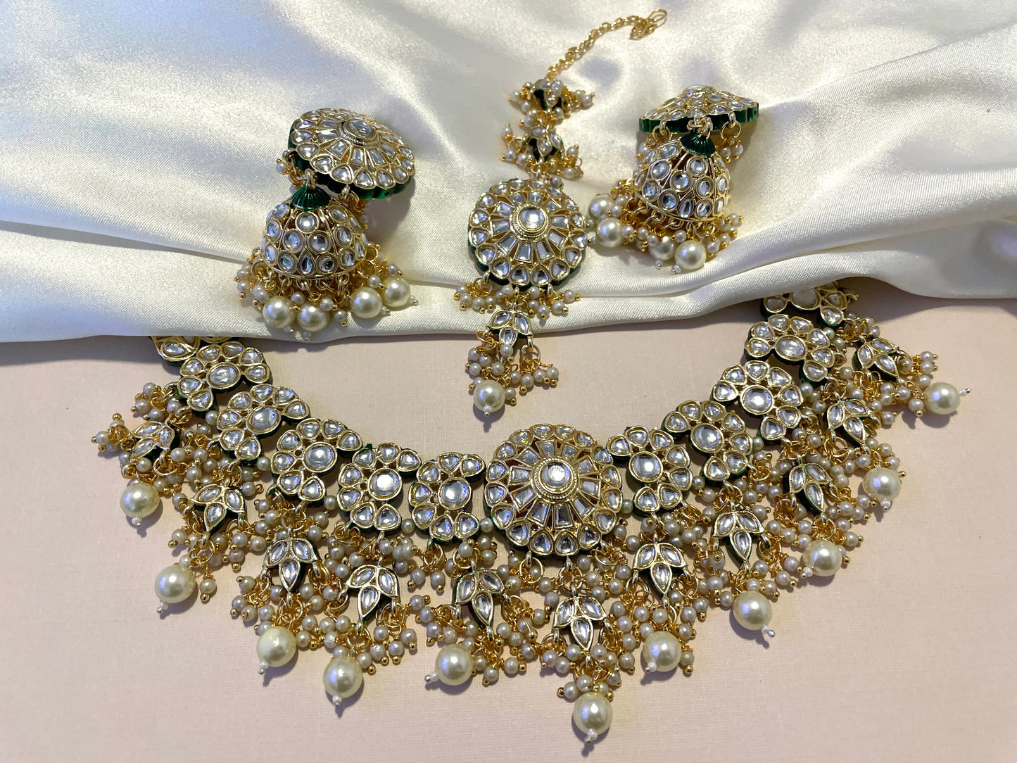 Gold Kundan and Pearl Set